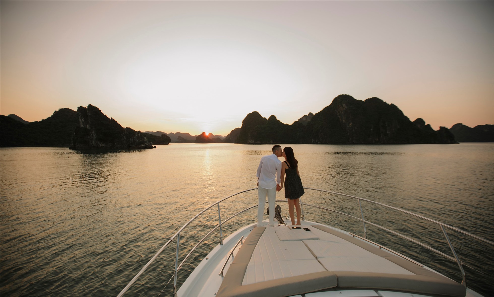 Ha Long Bay Cruise