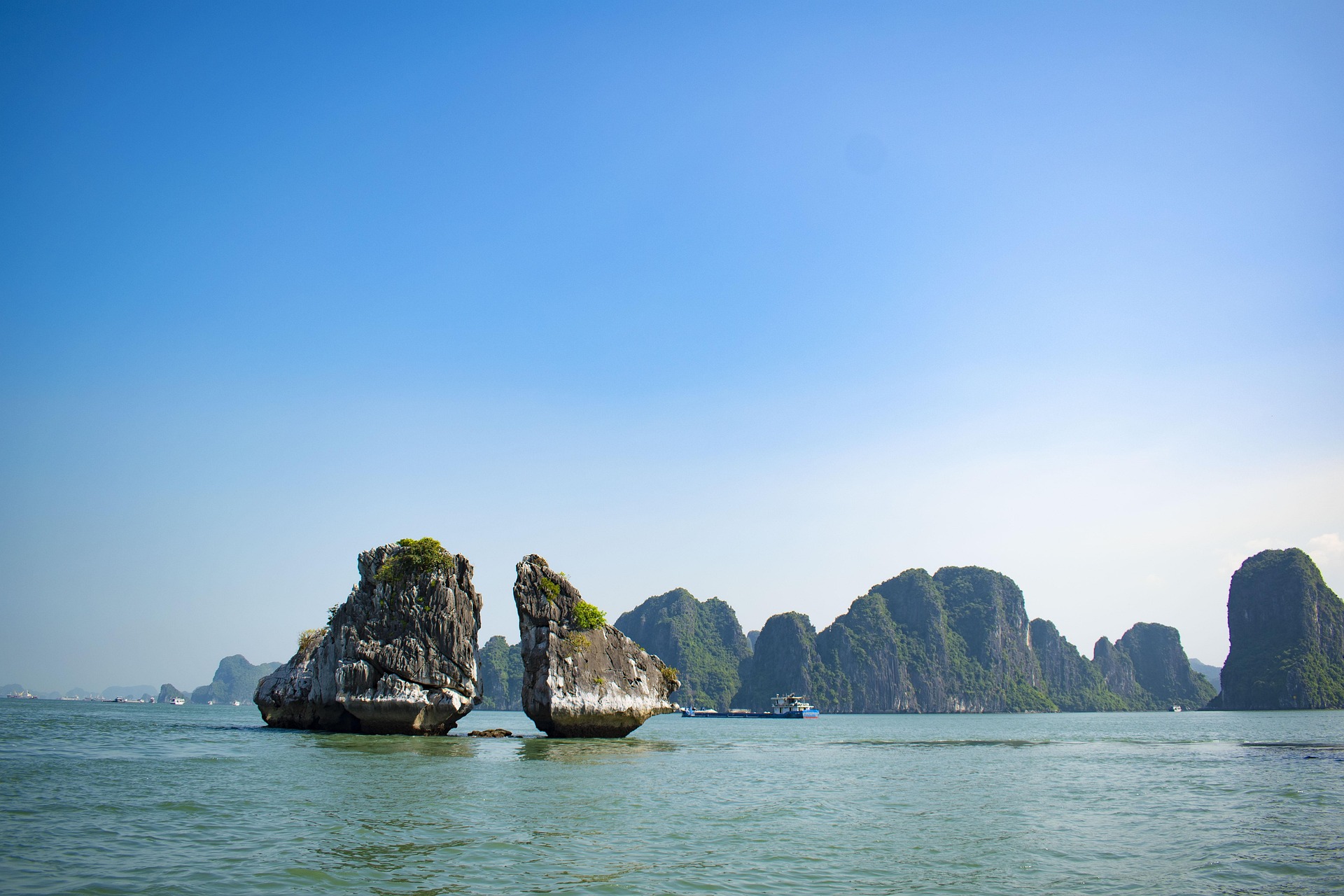 Ha Long Bay