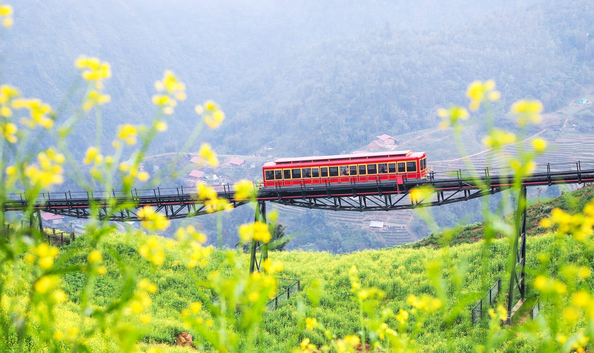 muong hoa funicular train